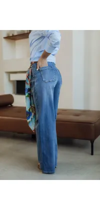 Французькі джинси кльош. Доступні розміри: 