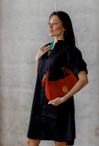 Чорна сукня міні