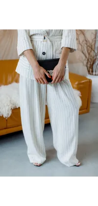 Класичні штани вільного крою IMPERIAL. Колір: Білий