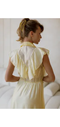 Сукня-максі вершкового кольору, одяг від Jador