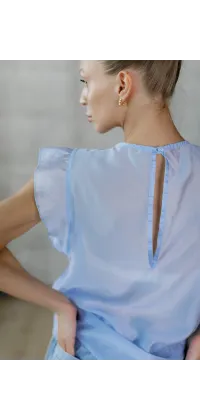 Блуза з рюшами. Доступні розміри: S, M, L