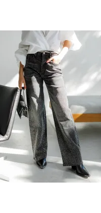 Чорні джинси з кристалами. Колір: Чорний