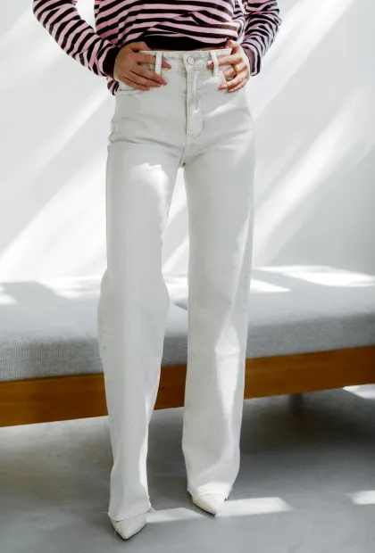 Джинси  прямого фасону