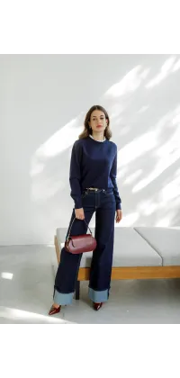 Светр з мереживним коміром, одяг від Jador