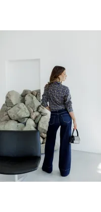 Джинси з декоративними швами. Колір: Синій