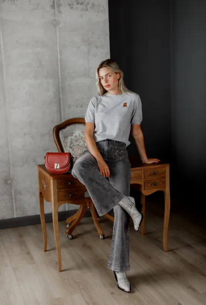 Французькі джинси з вишивкою