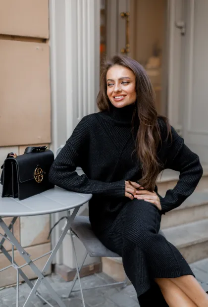 Елегантний в'язаний костюм