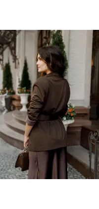 Елегантний шоколадний піджак. Доступні розміри: S