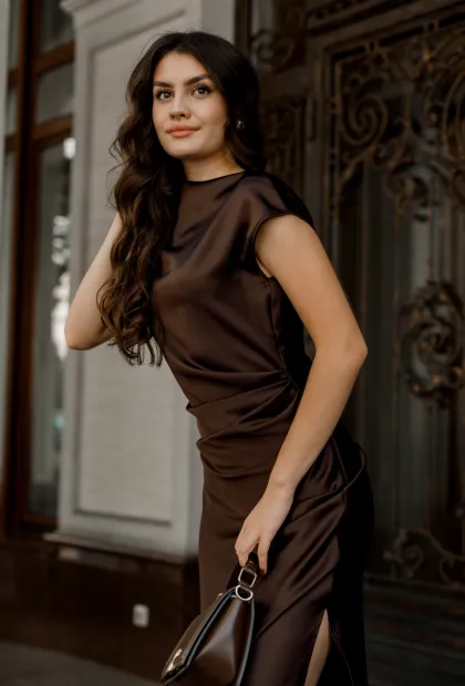 Сукня з драпіровкою