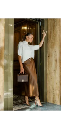 Базовий трикотажний светр. Колір: Білий