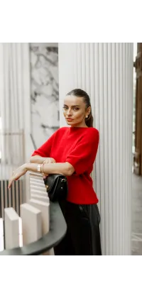 Светр з вовни альпаки. Колір: Червоний