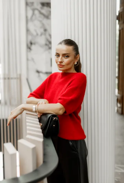 Светр з вовни альпаки