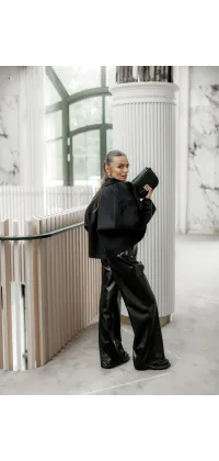 Штани з екошкіри з поясом. Колір: Чорний