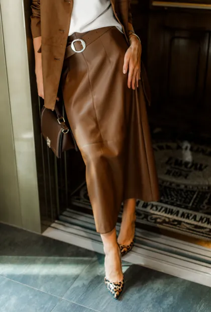 Міді-спідниця з екошкіри