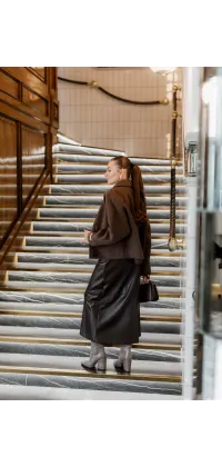 Спідниця міді з поясом. Доступні розміри: 