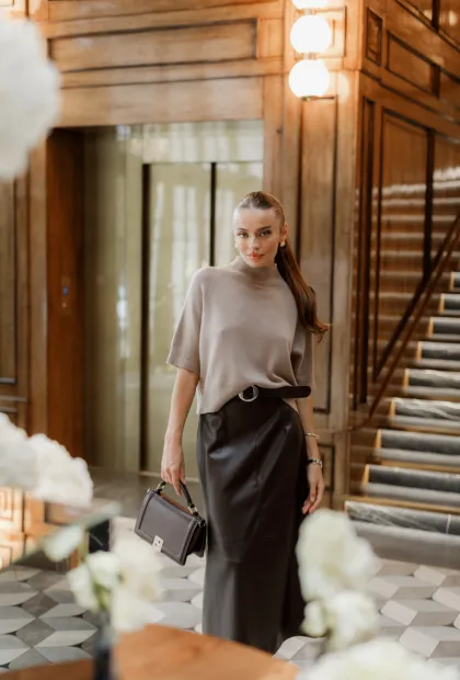 Светр з італійської пряжі