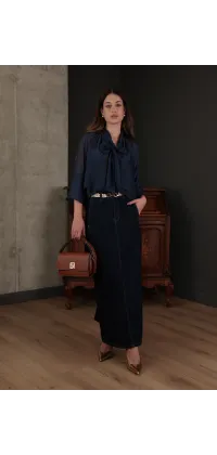 Блуза з бантом. Колір: Синій