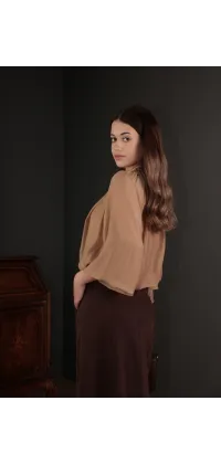 Блуза з легкої тканини. Колір: Карамельний