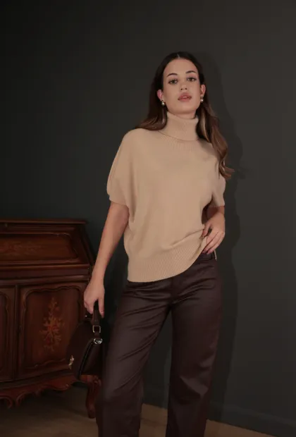 Светр з коротким рукавом