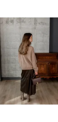 Об’ємний в’язаний светр. Доступні розміри: 