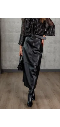 Шифонова блуза чорного кольору в білий дрібний горох із бантом на комірі, одяг від Jador