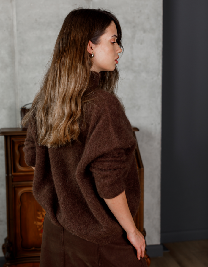 Жіночий светр oversize