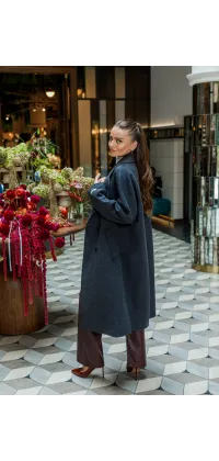 Двобортне пальто. Доступні розміри: 