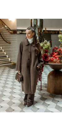 Стильне шерстяне пальто довжини міді з глибоким відтінком «гарячий шоколад», одяг від Jador
