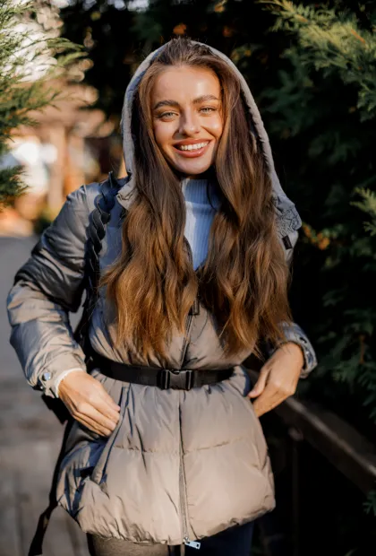 Куртка-пуховик з поясом