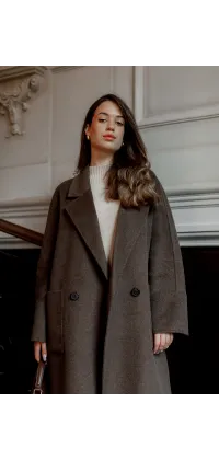 Шоколадне пальто максі, одяг від Jador