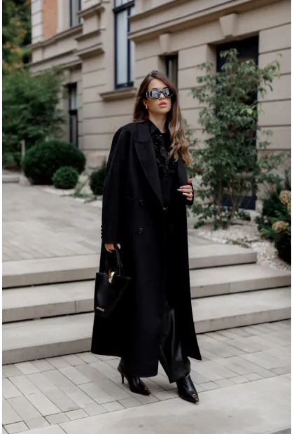 Двобортне максі пальто