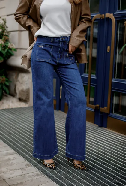 Джинси з високою посадкою