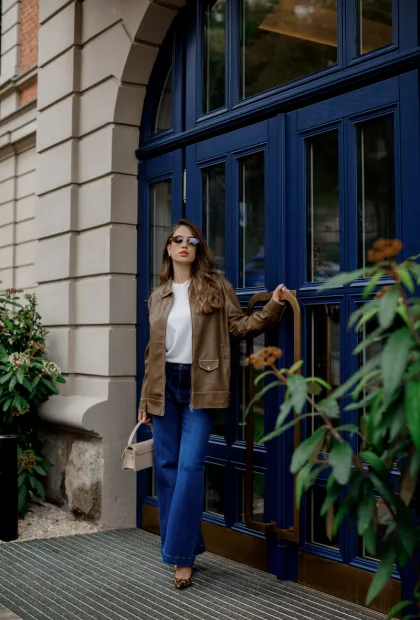 Джинси з високою посадкою