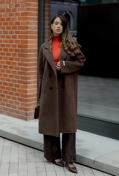 Шерстяне жіноче пальто