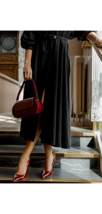 Класична чорна сукня міді. Доступні розміри: 