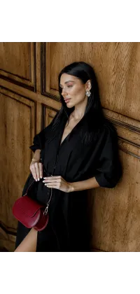 Сукня-сорочка міді з довгими рукавами та поясом на талії., одяг від Jador