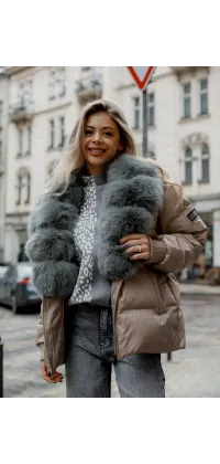 Жіноча пухова куртка, одяг від Jador