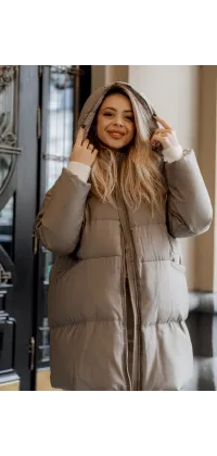 Жіноча куртка з натуральним пухом. Колір: Бежевий