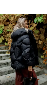 Жіноча  куртка з капюшоном. Доступні розміри: 