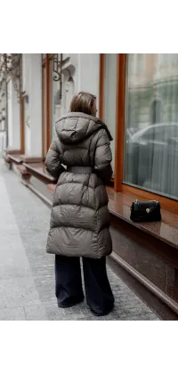 Жіночий пуховик з поясом. Доступні розміри: M, L