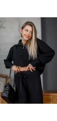 Костюм із щільного трикотажу. Доступні розміри: 