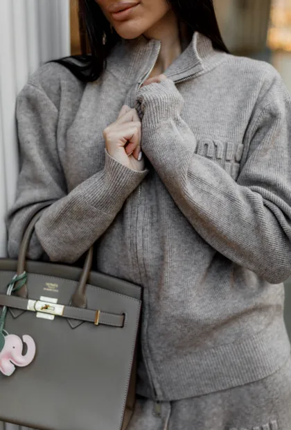 Костюм в стилі Miu Miu