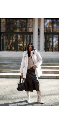 Подовжений зимовий пуховик. Колір: Білий