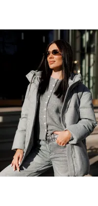 Пуховик з натуральної вовни, одяг від Jador