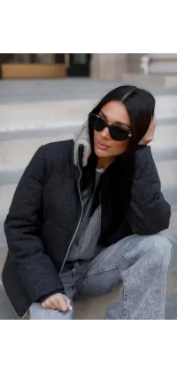 Укорочений пуховик з вовни. Доступні розміри: 