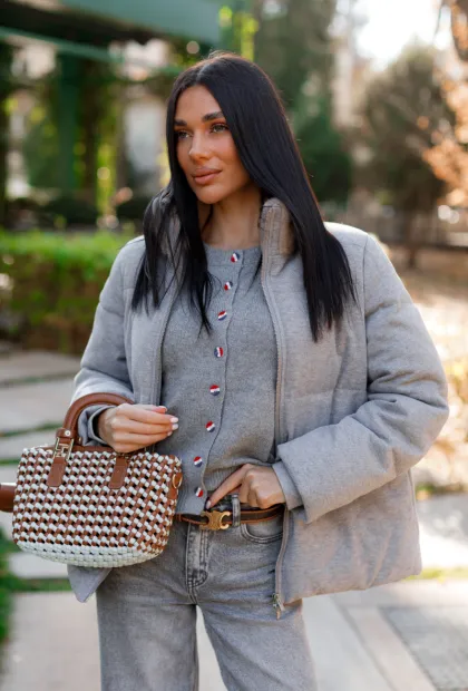 Пуховик з хутряним коміром