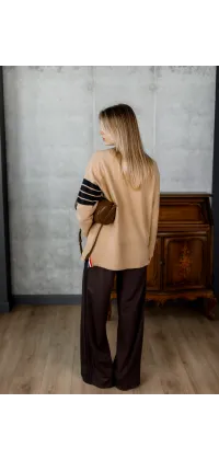 Светр з нашивкою, одяг від Jador