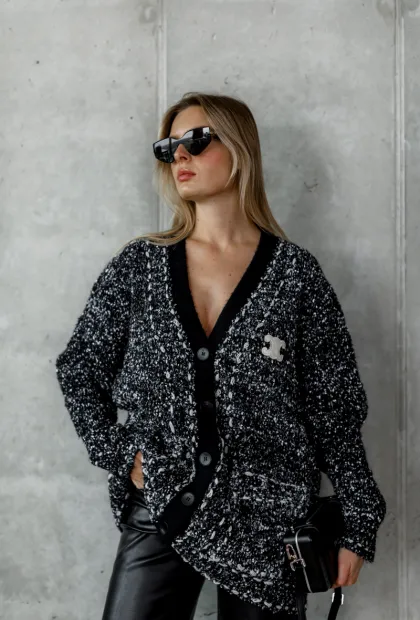 Чорний кардиган oversize