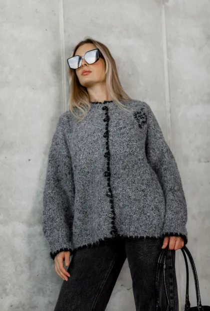 Светр у стилі Chrome Hearts