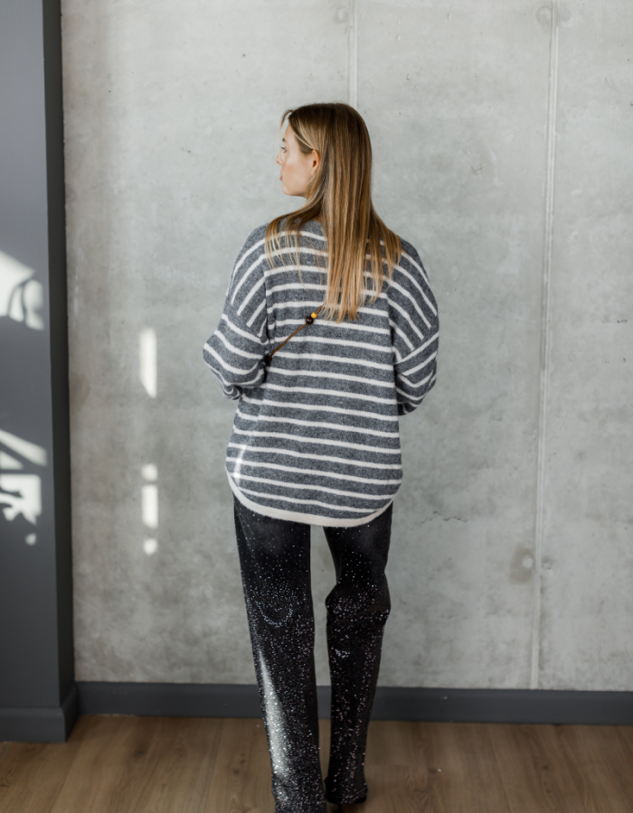 Светр в смужку oversize